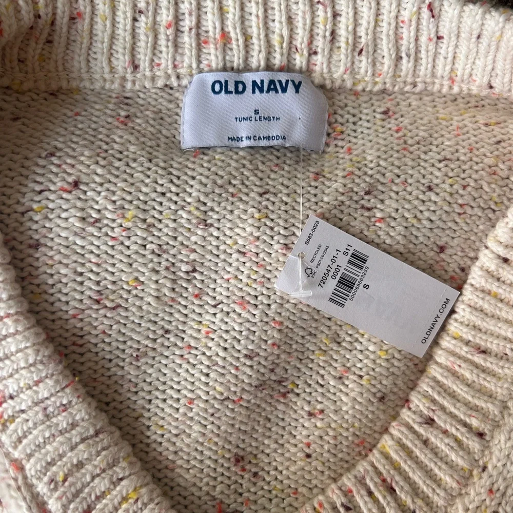 Old Navy Women's Pink Speckled Sweater - Picture 2 of 3